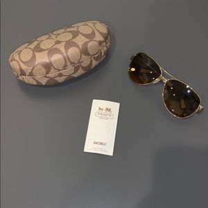 Women’s Coach Aviator Sunglasses